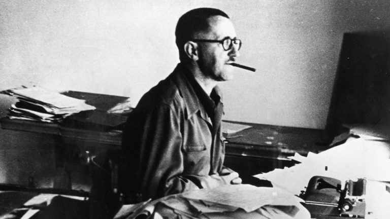 Bertolt Brecht – Για την αμφιβολία